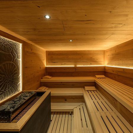 Hotel Sonne Zermatt Bagian luar foto