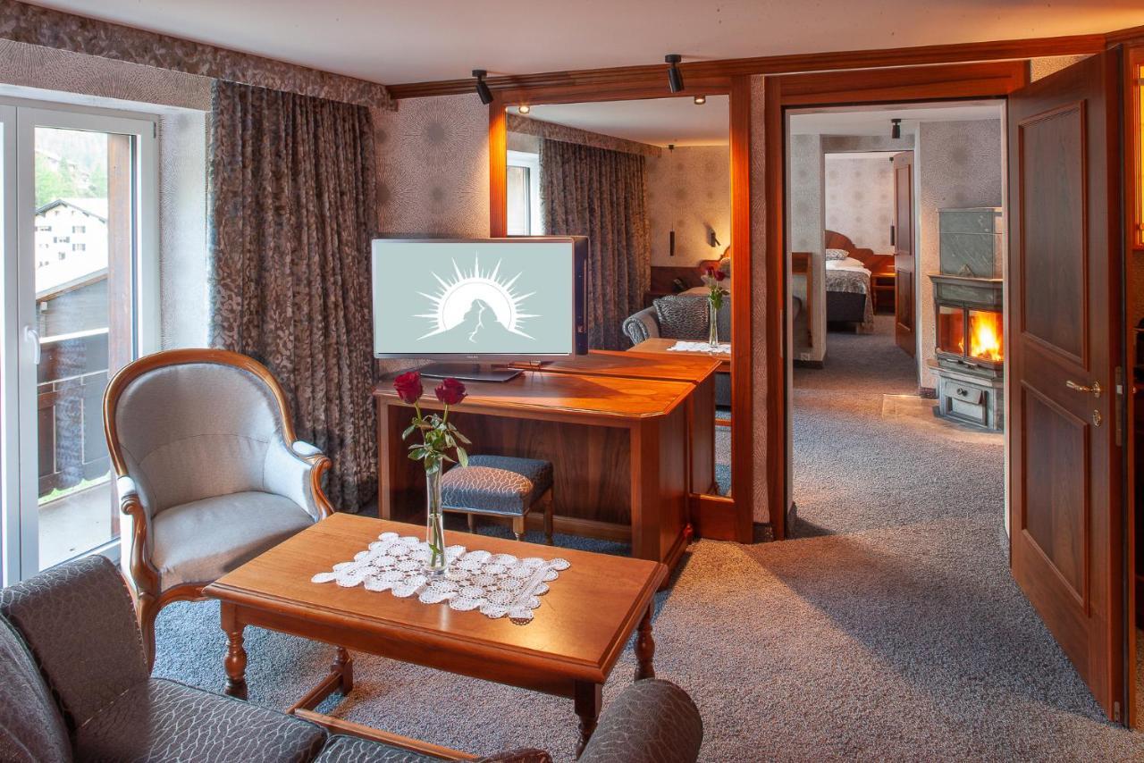 Hotel Sonne Zermatt Bagian luar foto