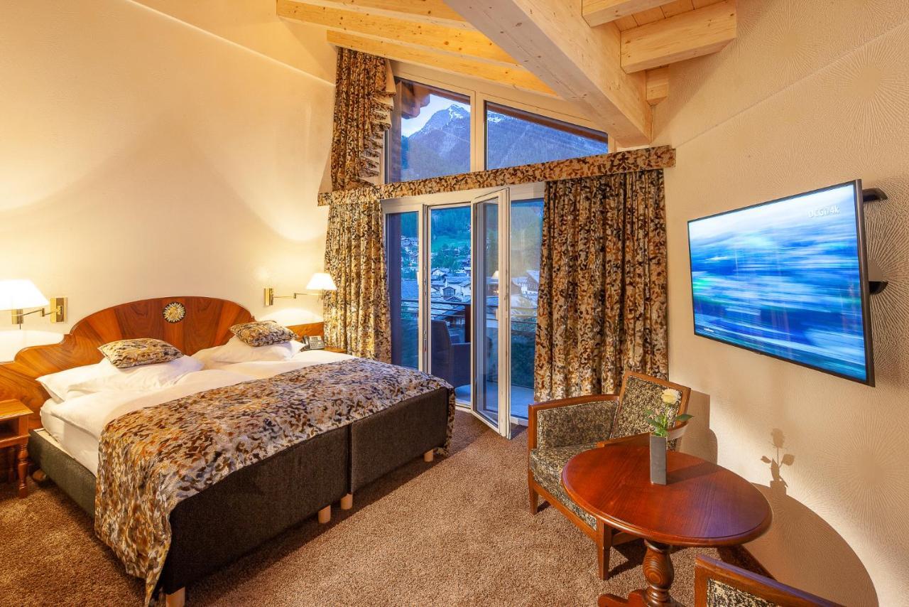 Hotel Sonne Zermatt Bagian luar foto