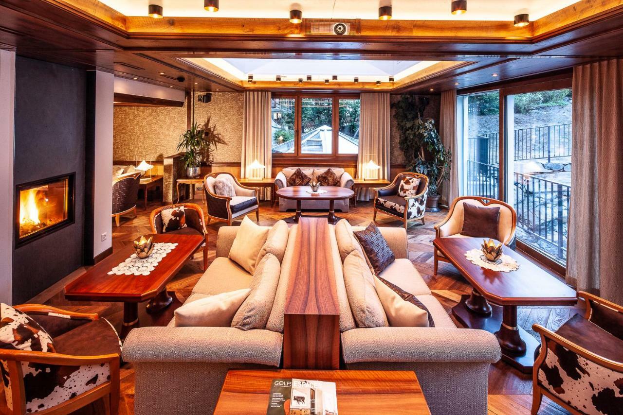 Hotel Sonne Zermatt Bagian luar foto