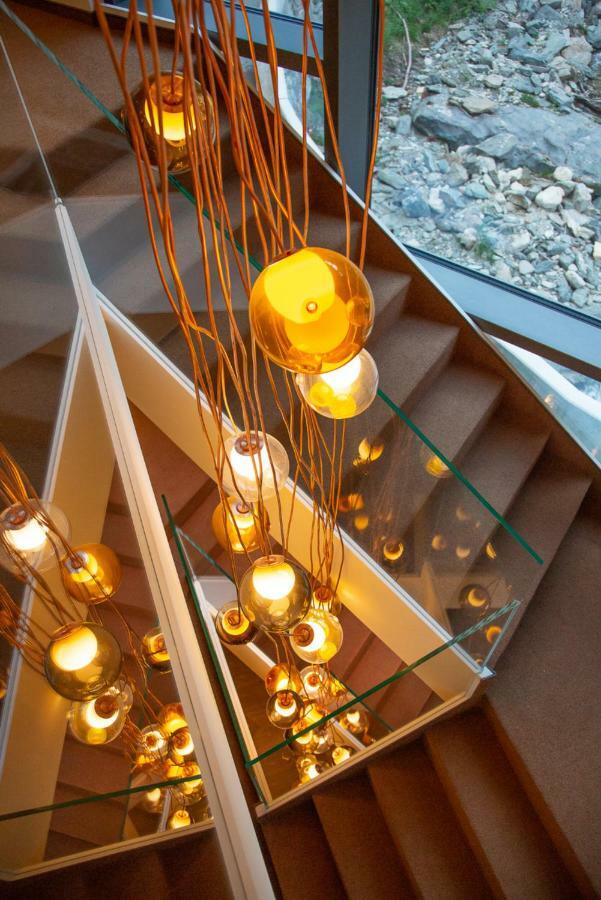 Hotel Sonne Zermatt Bagian luar foto